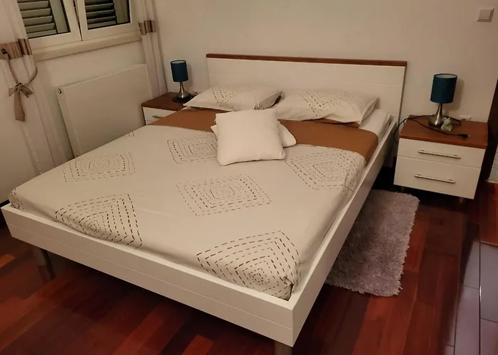 Analena - Two Bedroom 3