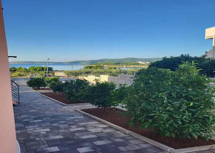 Analena - Two Bedroom 3